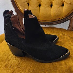 Jeffrey Campbell Silver Tip Cut Out Chelsea Boots